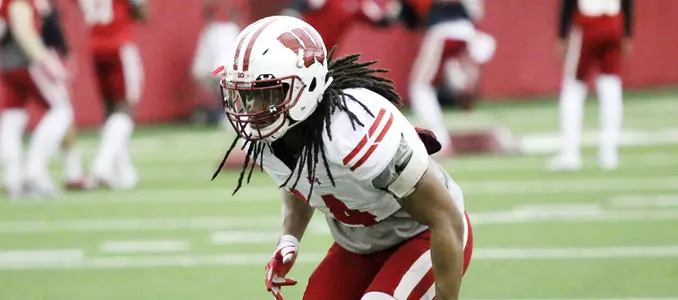 Football 2017 spring practice D'Cota Dixon