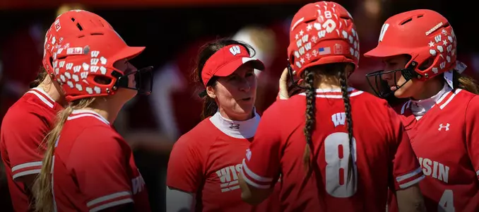 Yvette Healy and players