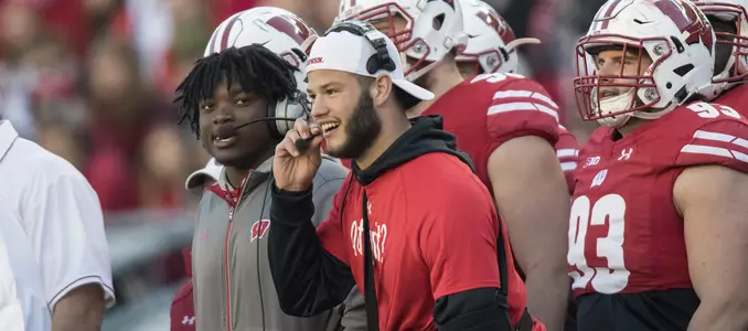 Football vs Illinois 2016 Chris Orr Jack Cichy on sideline