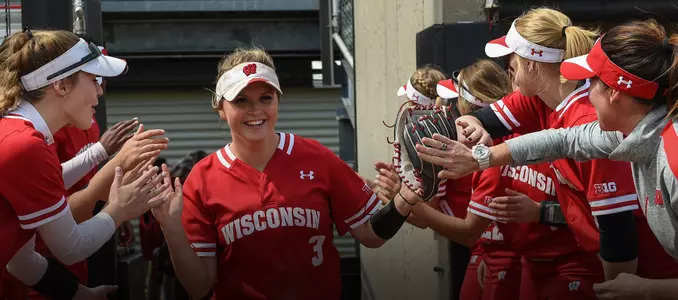 Kelsey Jenkins huddle vs. Iowa