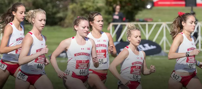 Wisconsin's women's cross country team starts the 2016 Nuttycombe Wisconsin Invitational