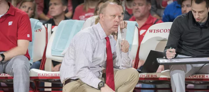 Kelly Sheffield watches his team from the sidelines.