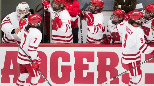 Balanced attack leads Wisconsin to sweep of Mercyhurst 10-6-18