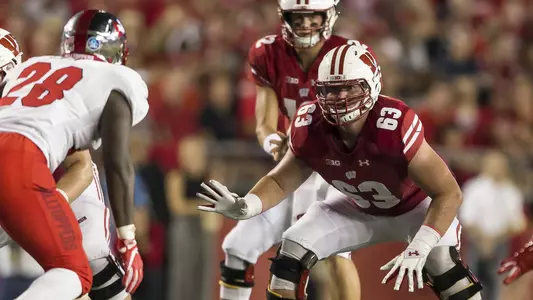 Michael Deiter and Alex Hornibrook football 2018 vs. Illinois at Camp Randall Stadium