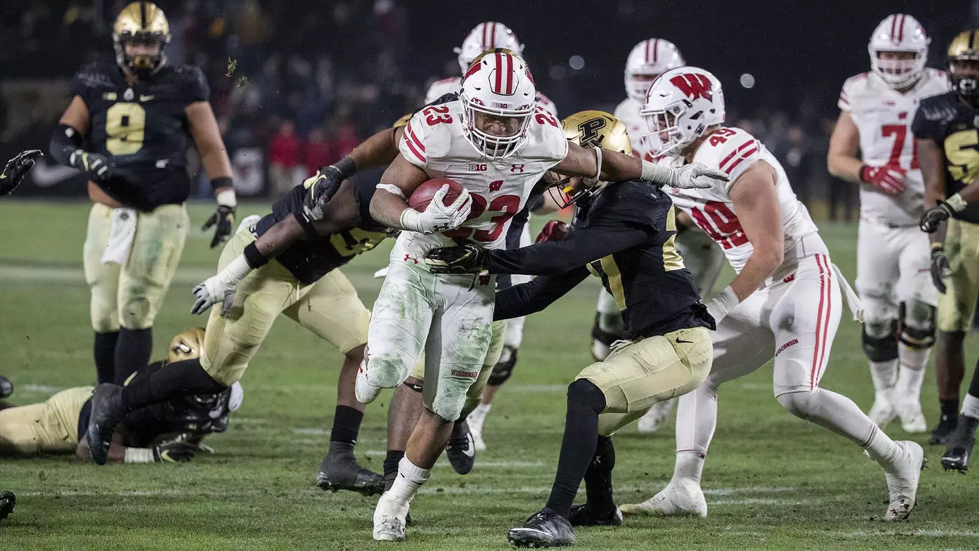 Jonathan Taylor outrunning the Purdue defense on Saturday, Nov. 17 at Ross-Ade Stadium.