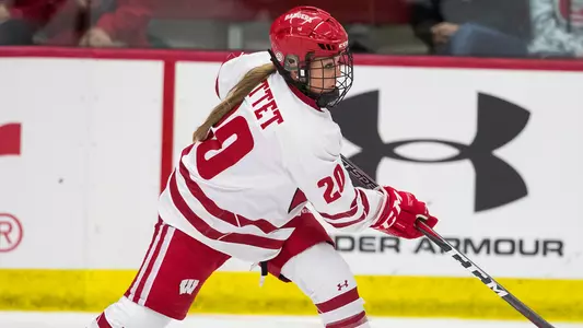 Brette Pettet against Lindenwood