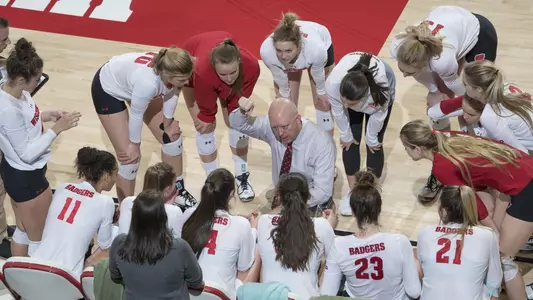 Head coach Kelly Sheffield talks to his team during a time out.