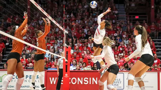 Tionna Williams volleball vs. Texas 2018