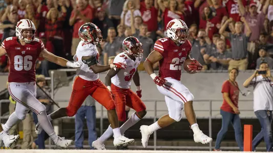 Jonathan Taylor football 2018 vs. Western Kentucky