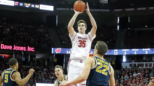 Nate Reuvers against Michigan