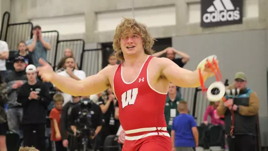 Hillger upsets Orndorff