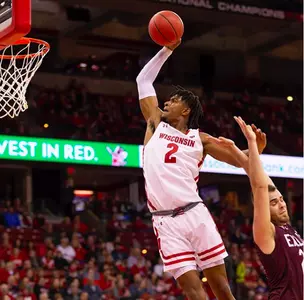 Aleem Ford dunks in home-exhibition win over UW-La Crosse