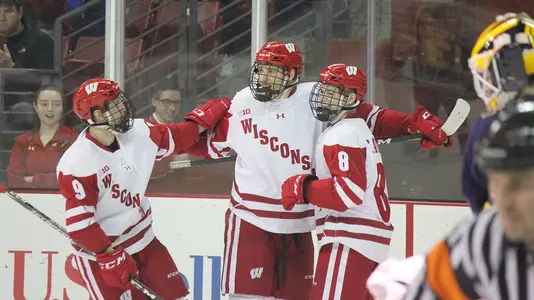 Goal celebration - Linus Weissbach, Dylan Holloway, Cole Caufield