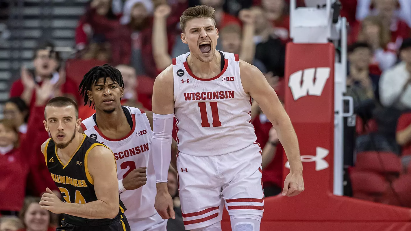 Micah Potter erupts in his Badger debut against Milwaukee