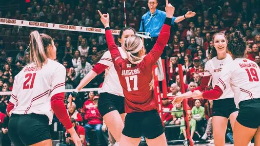 Badgers celebrate after a point against Illinois State