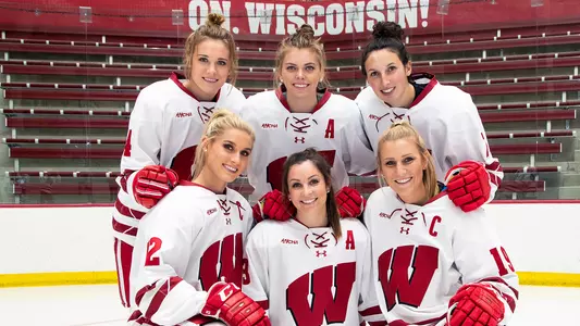 Women's Hockey Seniors