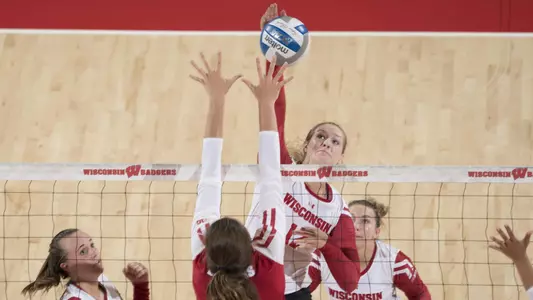 Nicole Shanahan goes up for a kill.