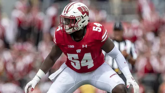 Wisconsin Badgers inside linebacker Chris Orr (54) drops back into coverage during an college football game between the New Mexico Lobos and the Wisconsin Badgers on September 8th, 2018 at the Camp Randall Stadium in Madison, WI. Wisconsin defeats New Mexico 45-14. (Photo by Dan Sanger/Icon Sportswire)