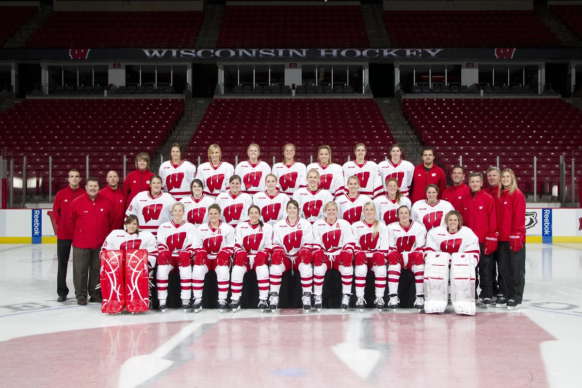 2011-12 Women's Hockey Team Photo