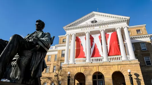Bascom Hall with Abraham Lincoln statue