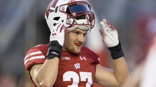 Wisconsin Badgers running back Garrett Groshek #37 before the NCAA Football game between the Western Kentucky Hilltoppers and the Wisconsin Badgers at Camp Randall Stadium in Madison, WI. John Fisher/CSM(Credit Image: © Cal Sport Media)