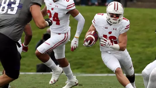 Jack Dunn returning the ball against Northwestern 2019