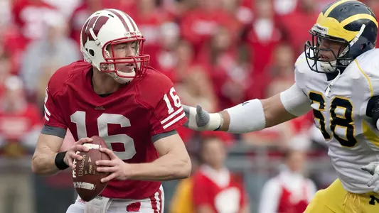 Scott Tolzien vs. Michigan - 2009