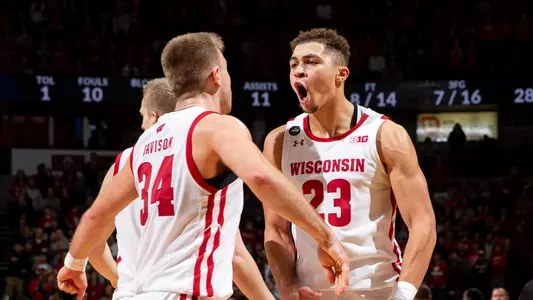 Kobe King yells after a big basket against Illinois