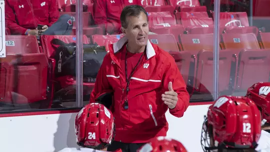 Tony Granato - practice - Sept. 25, 2018