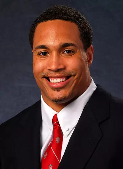 Travis Beckum All-American Photo