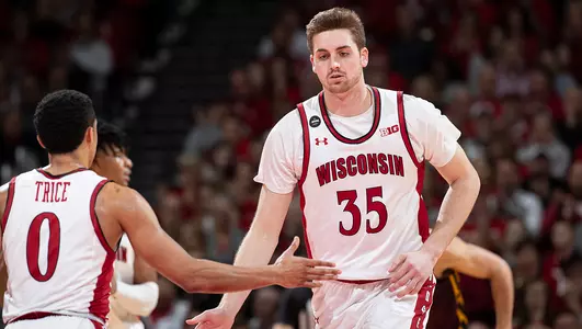 Nate Reuvers during a game