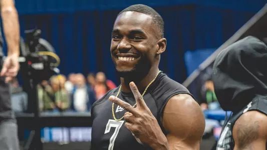 Quintez Cephus bench press - 2020 NFL Scouting Combine