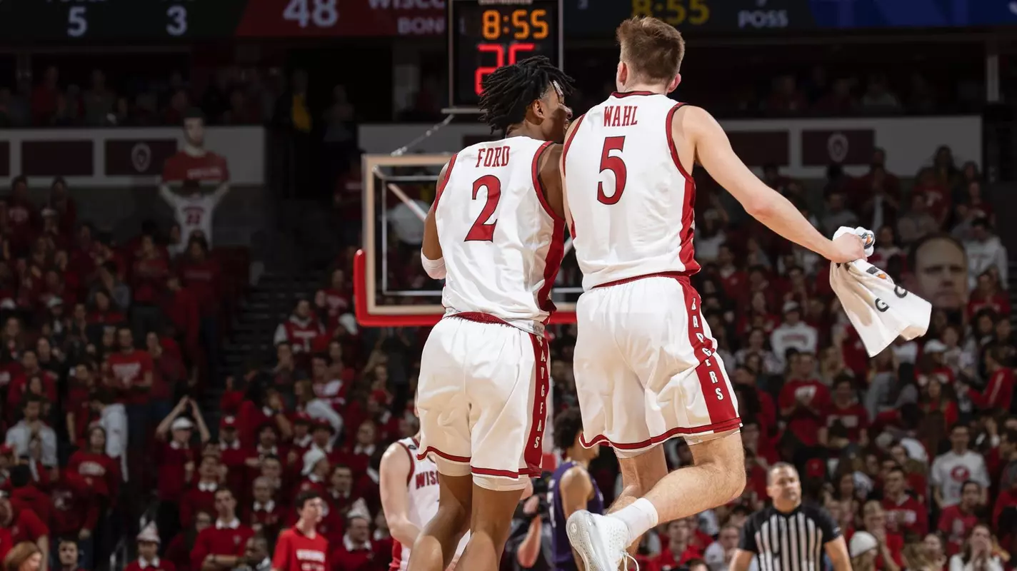 Badgers blow past Wildcats, 63-48