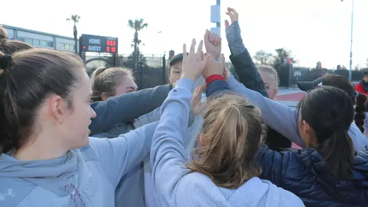 Women's Tennis Huddle