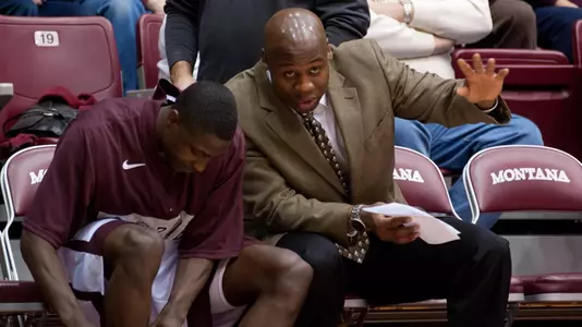 Freddie Owens, men's basketball alumni, coaching at Montana