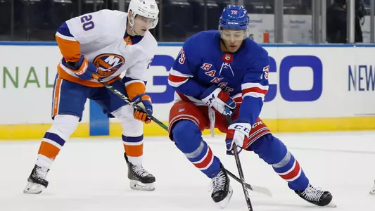 NHL: New York Islanders at New York Rangers