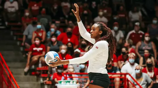 Jade Demps serves up the ball