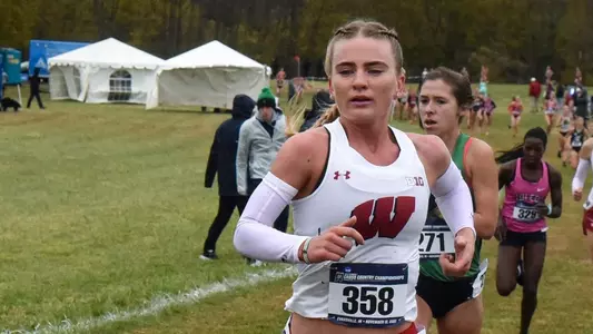 Stella Gillman running cross country at regionals