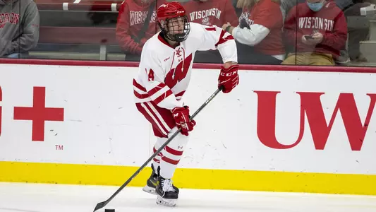 Mayson Toft handles the puck at LaBahn Arena
