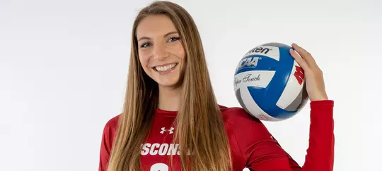 Sydney Hilley volleyball 2021