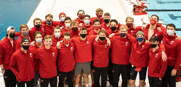 Men's swim and dive team