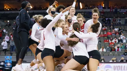 The Badgers celebrate their win over Florida.