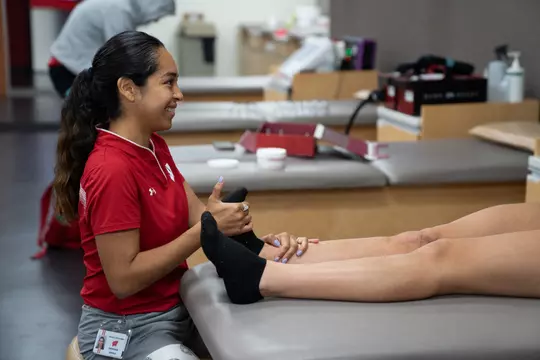 Estafania Zavala, DAT, Wisconsin sports medicine athletic trainer