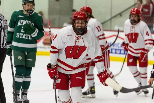 Jesse Compher, Wisconsin Badgers during an NCAA college women's hockey game against the Bemidji State Beavers, Friday, Oct. 21, 2022 in Madison, Wis. (Photo by David Stluka/Wisconsin Athletic Communications)