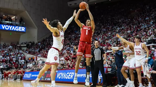 Johnny Davis drops 30 points against Indiana