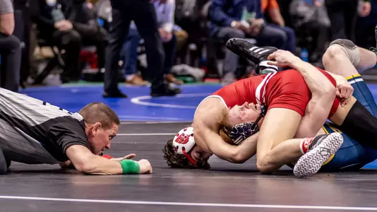 Dean Hamiti (165 pounds) pins his opponent in round 2 of the 2022 NCAA Championships