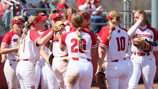 Team celebration after Bannon throw