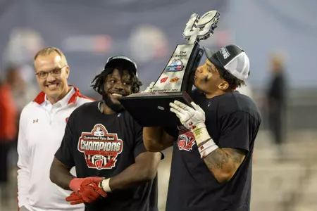 Wisconsin Badgers during an NCAA college football game at the Guaranteed Rate Bowl game against the Oklahoma State Cowboys, Tues., Dec. 27, 2022, in Phoenix, Arizona. (Photo by David Stluka/Wisconsin Athletic Communications)
