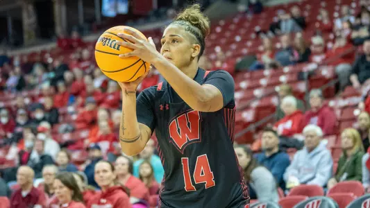 Krystina Ellew shooting a 3-point shot