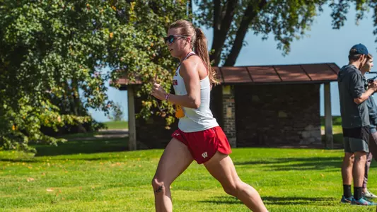Peyton Sippy competes at the Sean Earl Lakefront Invitational Sept. 29